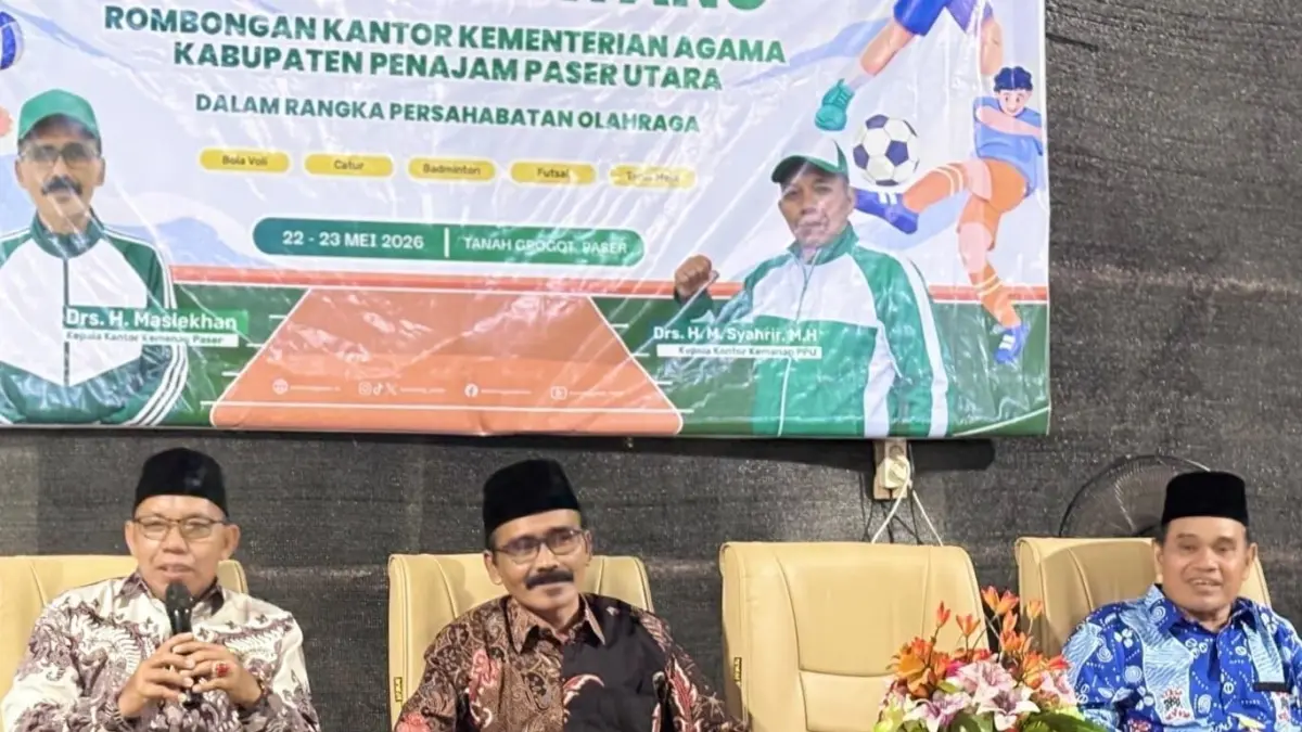 SILATURAHMI: Kemenag PPU saat bersilaturahmi ke Kemenag Paser membahas berbagai program kerja.(ist)