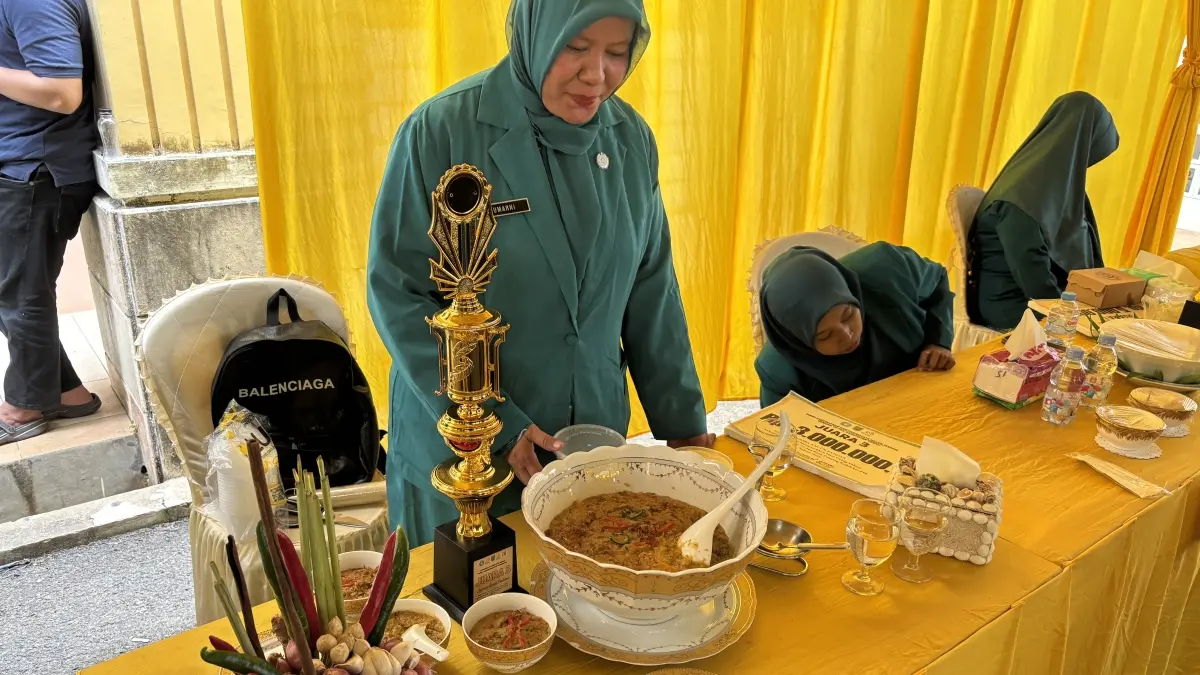 KULINER TRADISIONAL: Kuliner tradisional bubur ancur paddas khas Berau tahun ini diusulkan menjadi warisan budaya tak benda Kabupaten Berau. (ILUSTRASI - IZZA/BP)