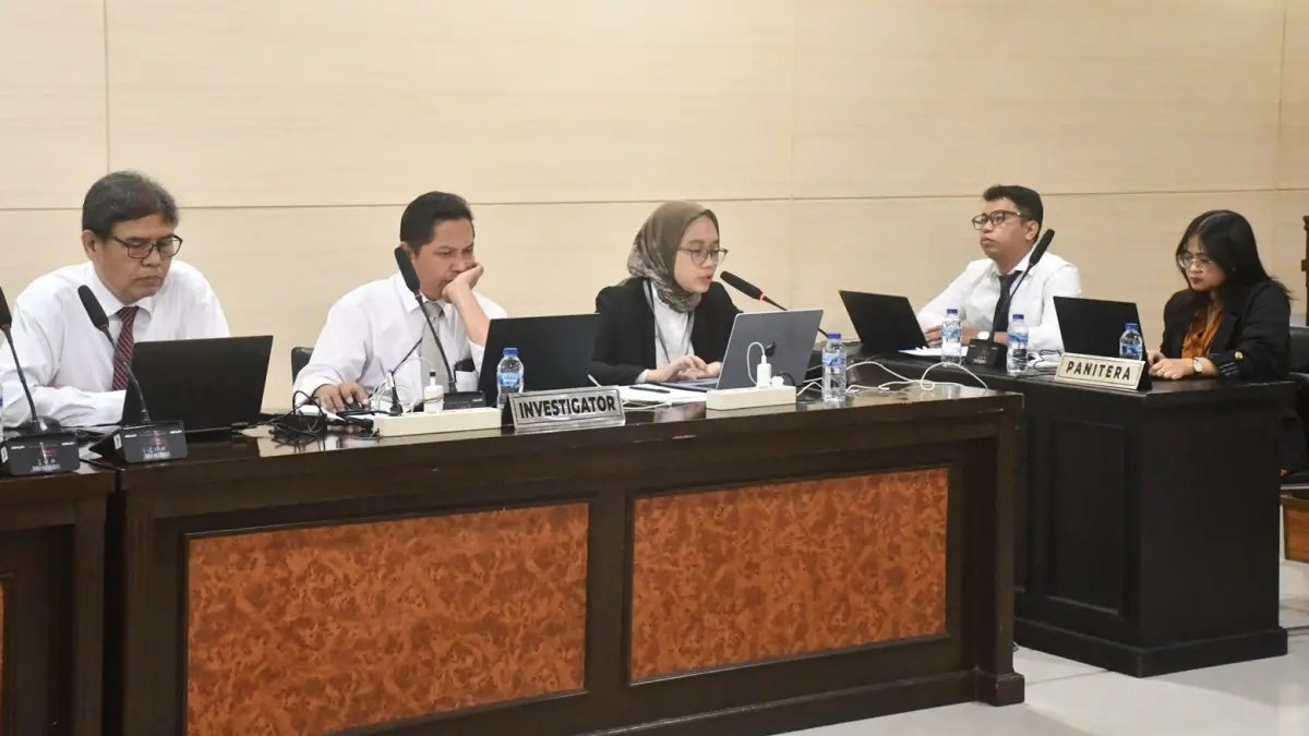 DUGAAN: KPPU sidangkan dugaan keterlambatan notifikasi akuisisi PT Swift Logistic Solutions oleh PT Semangat Logistik Andalan.