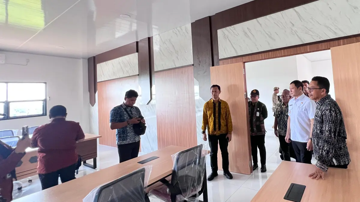 Gedung tiga lantai di Kilometer 10 Desa Janju, Kecamatan Tanah Grogot, dipersiapkan Pemkab Paser sebagai lokasi kampus PSDKU Universitas Mulawarman.