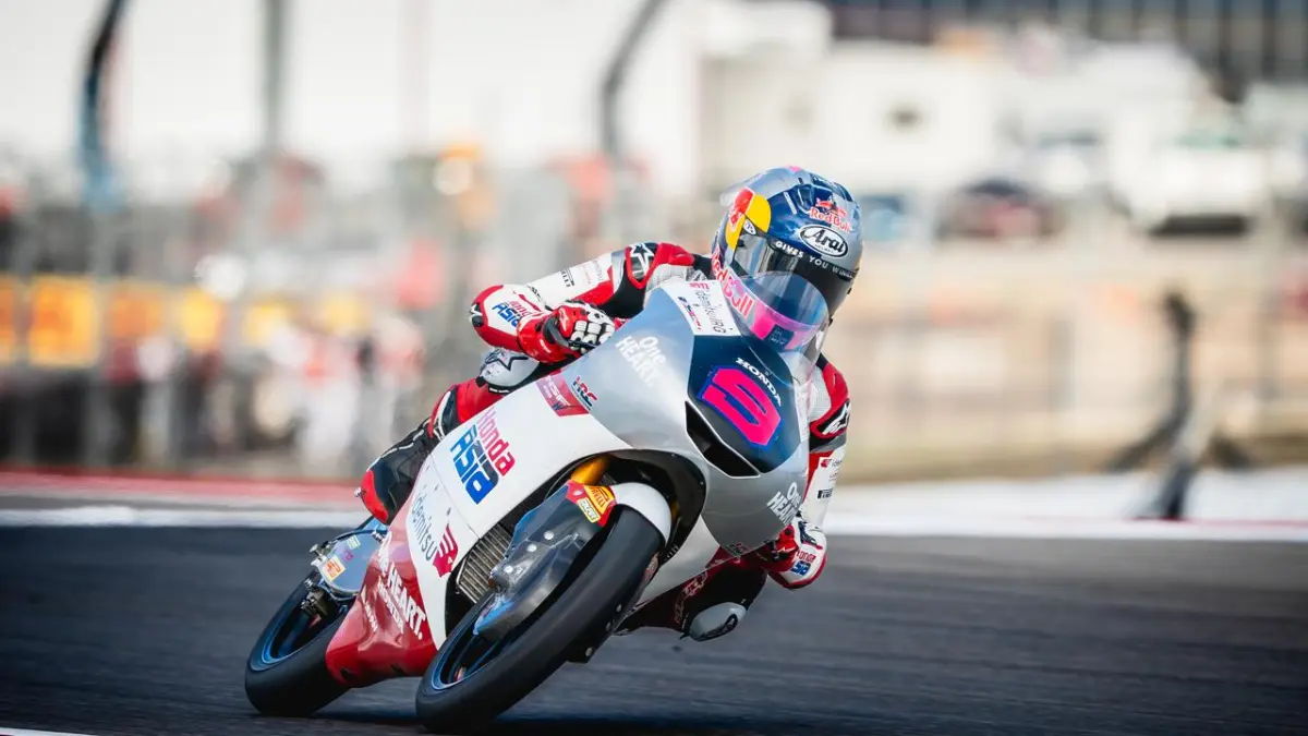 Pembalap Indonesia, Veda Ega Pratama, tampil pada sesi kualifikasi Moto3 Amerika Serikat 2026 di Sirkuit Austin, Sabtu (28/03/2026) malam WIB. (Dok. Honda Team Asia)