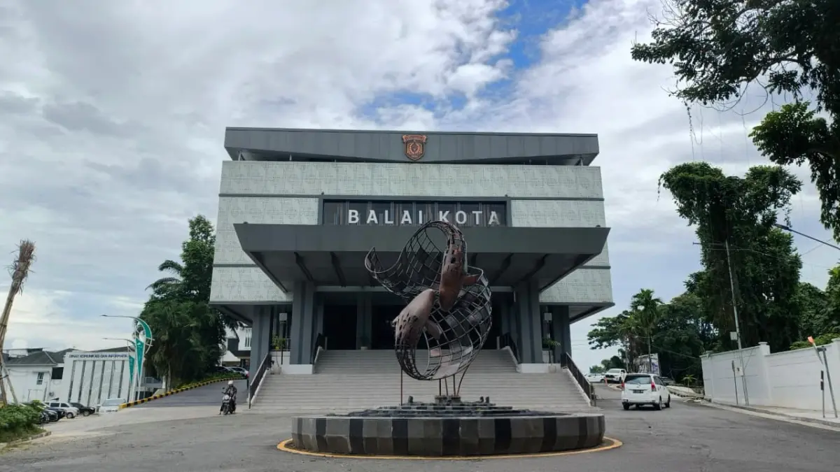 PRIORITAS: Pemkot Samarinda memprioritaskan pembayaran utang daerah sekitar Rp400 miliar melalui APBD 2026 tanpa menghentikan pelayanan publik dan pembangunan. (HAFIZ/KP)