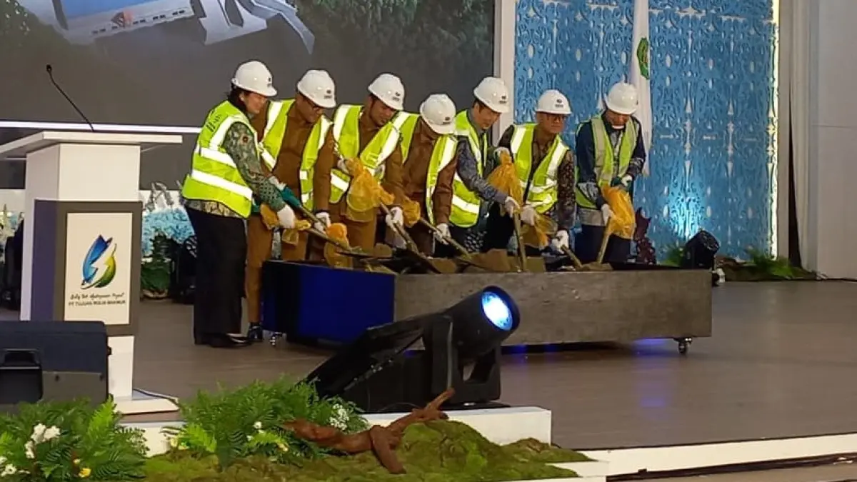 Groundbreaking proyek PLTA Batoq Kelo yang digelar di Lamin Etam, Kantor Gubernur Kaltim, Senin (25/5). (FOTO EKO PRALISTIO/KP)