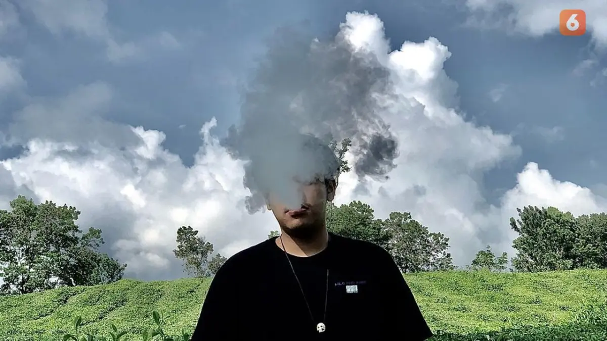 Ilustrasi seorang remaja menggunakan vape.(ist)