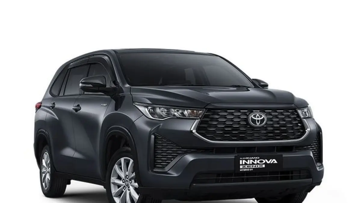 Mobil kijang innova.