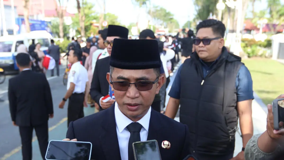Wali Kota Balikpapan Rahmad Mas’ud saat memberikan keterangan terkait kesiapan infrastruktur pendidikan di Balikpapan, Senin (1/6). (ANGGI PRADITHA/KP)

&nbsp;