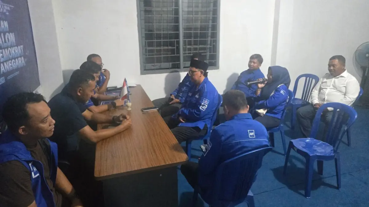 BERPROSES: Proses penjaringan calon Ketua DPC Partai Demokrat Kukar berlangsung di Sekretariat Demokrat Kukar. Tiga nama masuk tahapan lanjutan sebelum proses dibawa ke tingkat partai berikutnya. DOK Demokrat Kukar