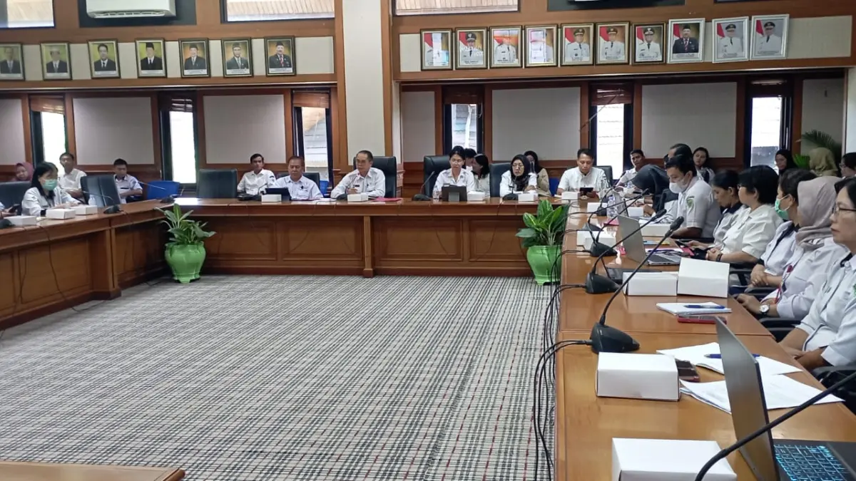 EVALUASI: Rapat evaluasi kinerja BLUD di 9 Puskesmas di lingkup Dinas Kesehatan Kutai Barat
