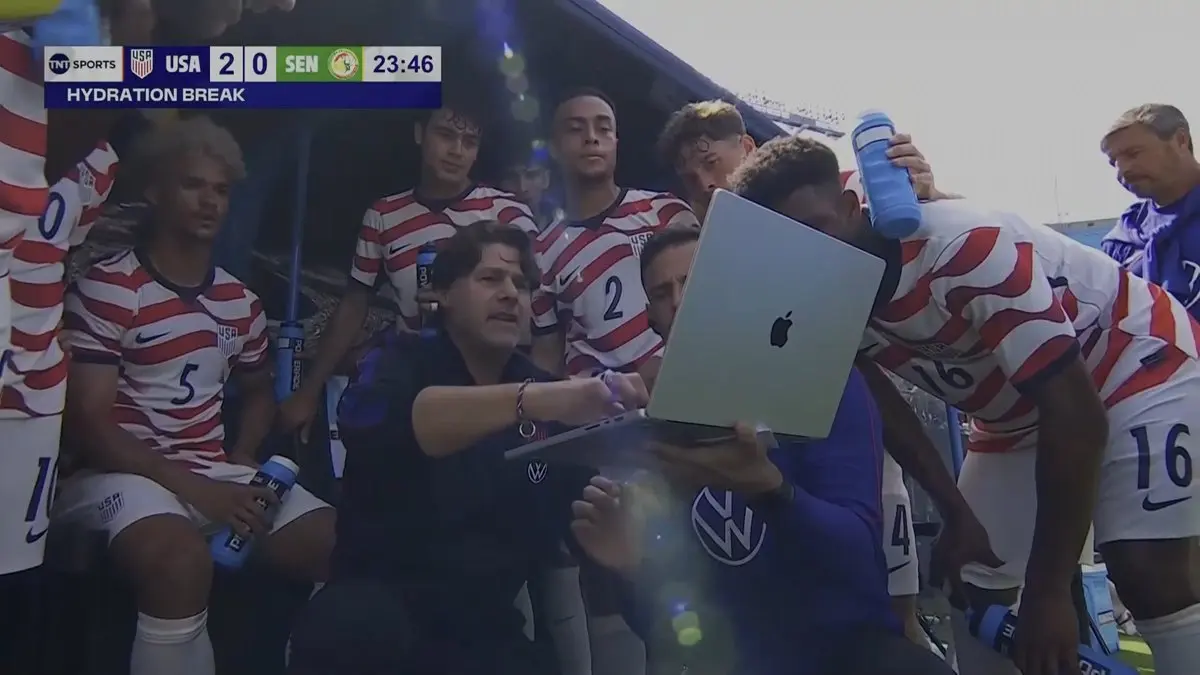 Pelatih timnas Amerika Serikat Mauricio Pochettino berharap penggunaan laptop di area bench tetap diizinkan selama Piala Dunia 2026.