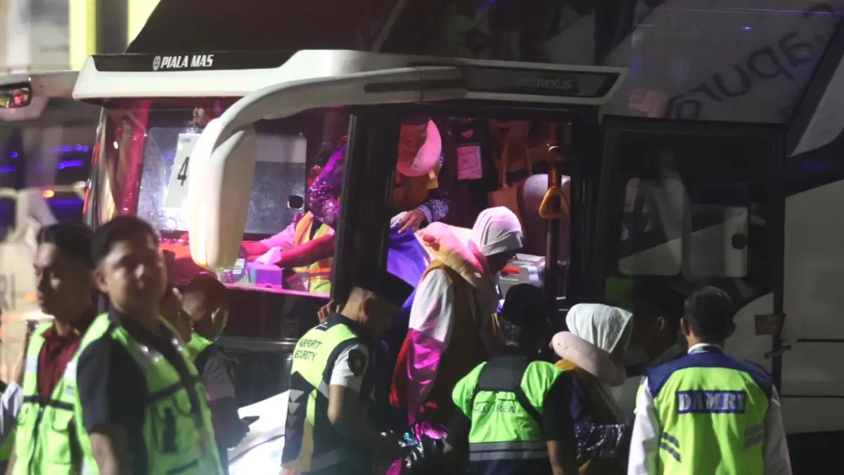 PULANG: Ilustrasi aktivitas jamaah haji Embarkasi Balikpapan yang dijadwalkan mulai kembali ke Tanah Air secara bertahap mulai 7 Juni hingga 30 Juni 2026.
