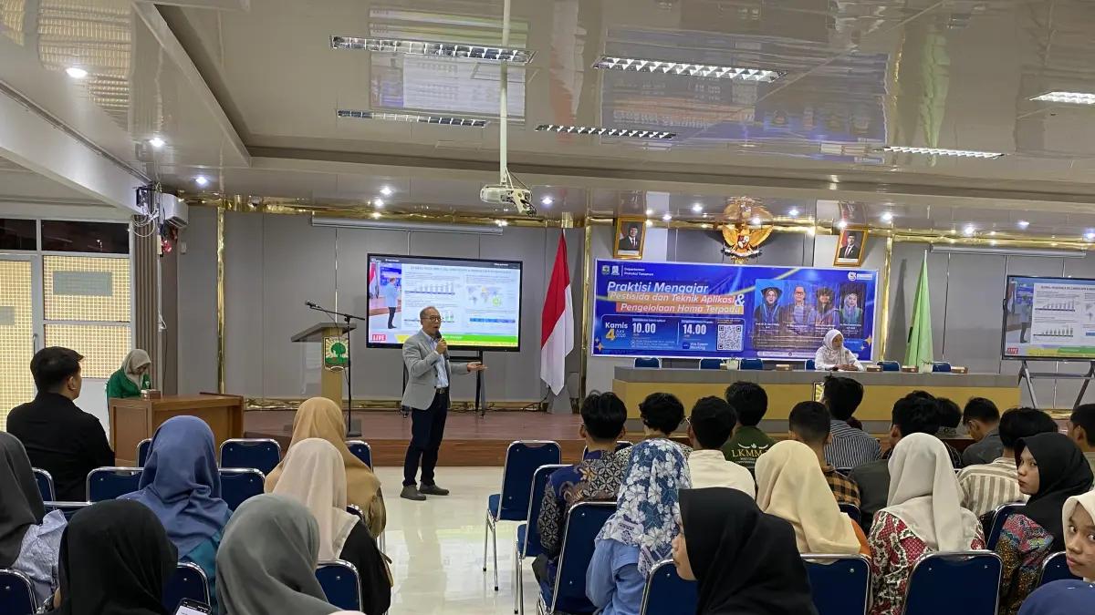 BAGI ILMU: Lewat program Praktisi Mengajar, Kamis (4/6), PT Astra Agro Lestari Tbk berbagi pengalaman pengelolaan kelapa sawit berkelanjutan kepada mahasiswa Fakultas Pertanian Universitas Andalas.
