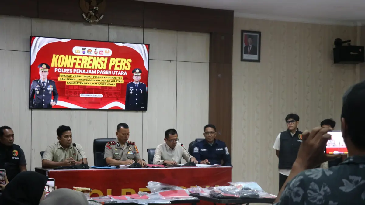 BERHASIL: Konferensi Pers Polres PPU yang mengungkap keberhasilan menangani berbagai tindak kriminalitas dan narkoba di daerah ini.(humas polres ppu)