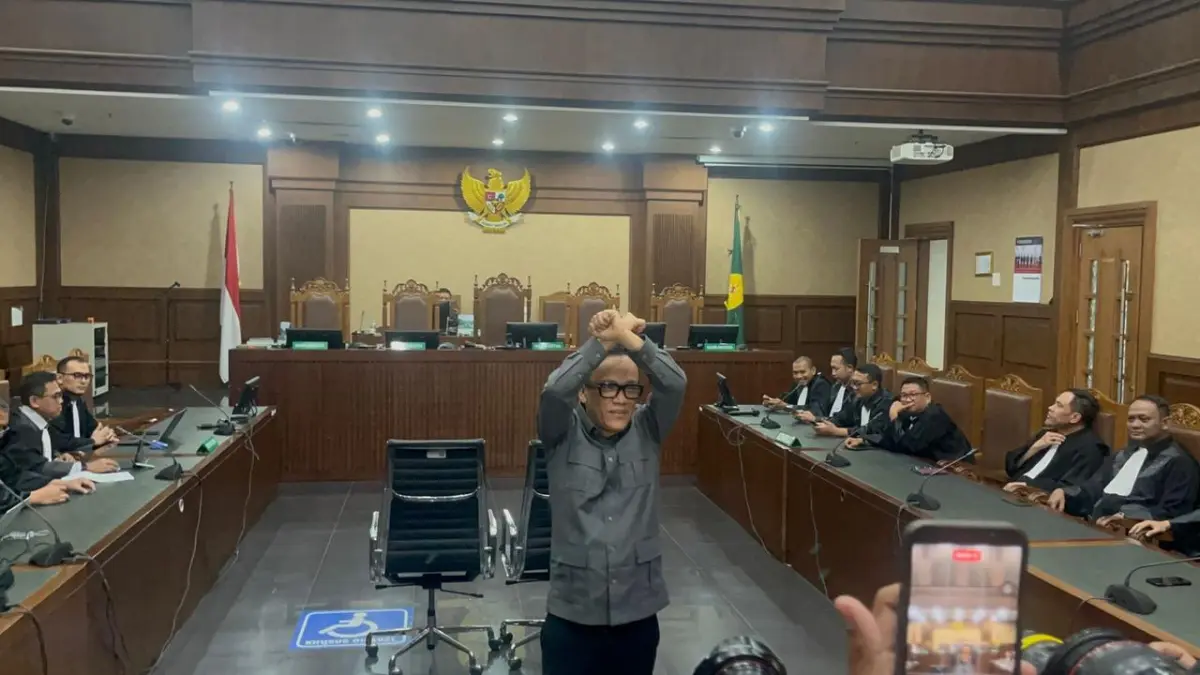 DIVONIS: Bekas Wakil Menteri Ketenagakerjaan, Immanuel "Noel" Ebenezer Gerungan, dijatuhi hukuman pidana 4,5 tahun.(lp6)