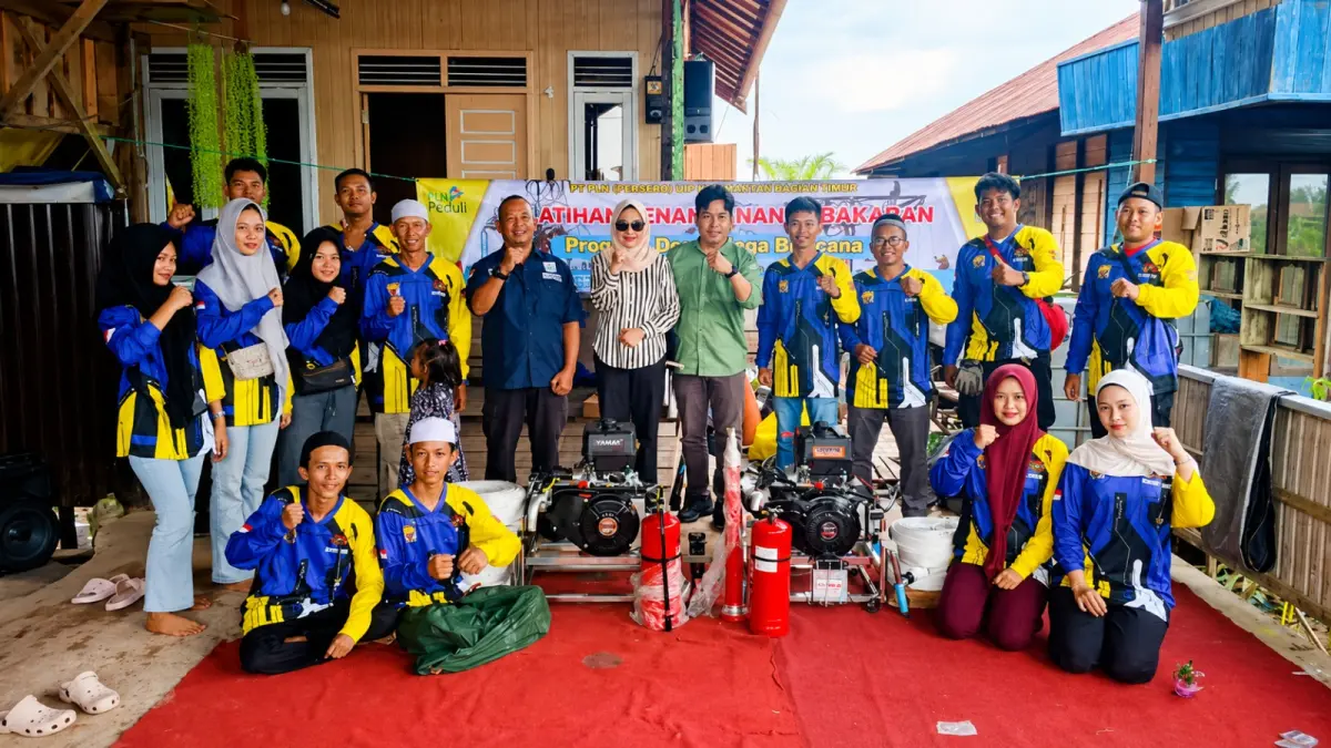 SOSIALISASI: Suasana pelaksanaan sosialisasi dan pelatihan tanggap bencana Program Desa Siaga Bencana PT PLN (Persero) UIP KLT yang melibatkan masyarakat, relawan, dan stakeholder terkait di Kota Banjarbaru.

&nbsp;
