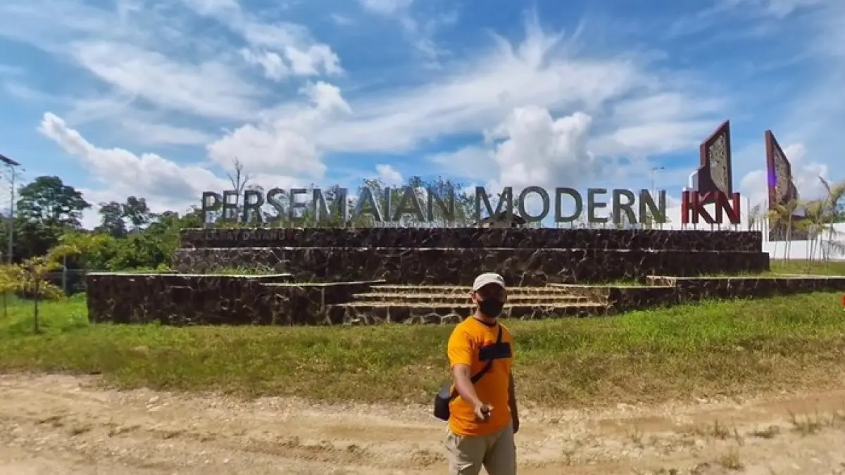 KREATOR: Youtuber khusus IKN, Dian Rana, saat meliput area IKN, yang kini ditinggalkannya.(IST)