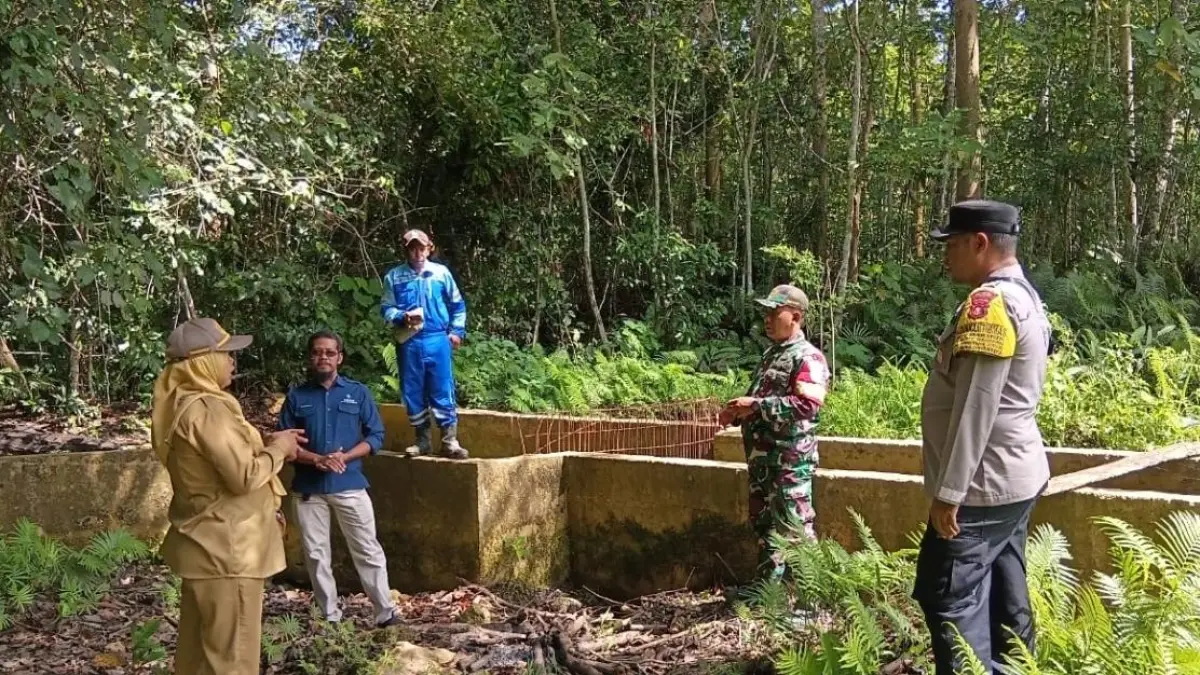 Peninjauan sumber mata air di Kaliorang, Kutai Timur Selasa (9/6). (IST)