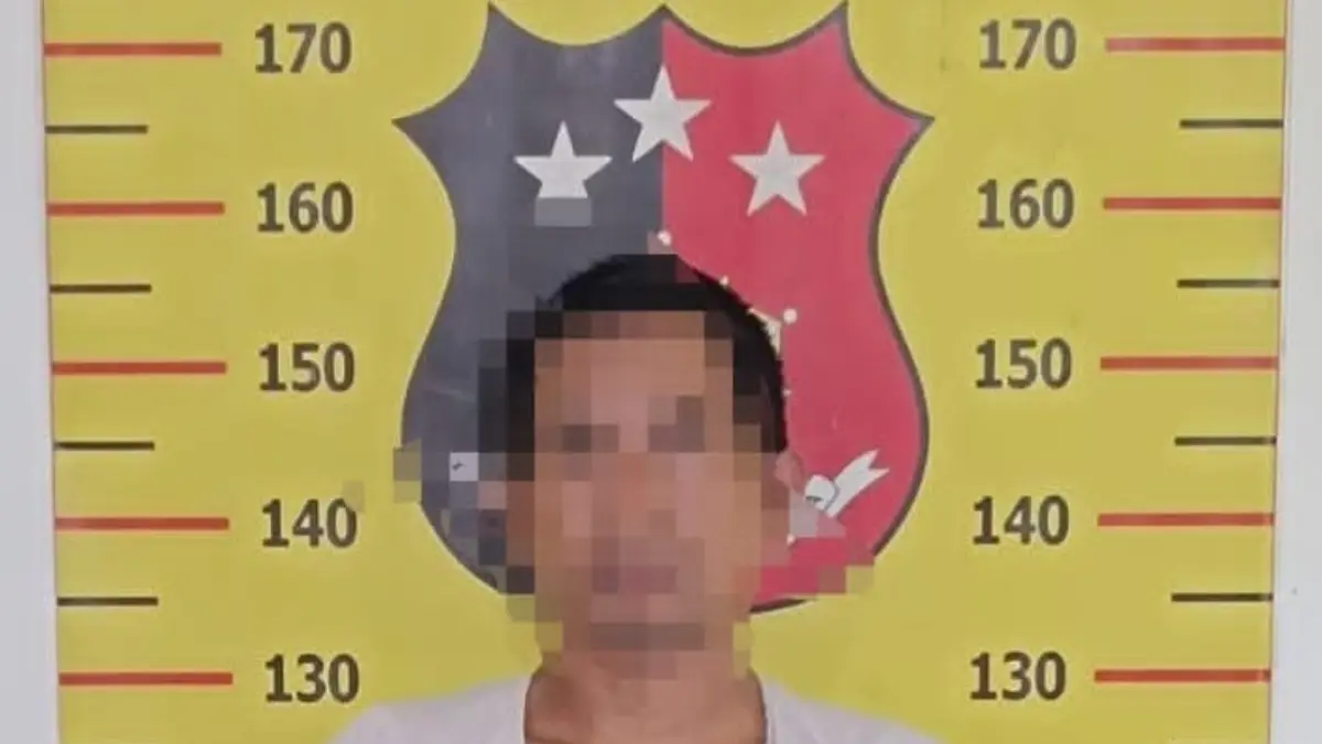 Polsek Samboja amankan oknum satpam pasar berinisial K (45) atas dugaan pencabulan anak berusia 7 tahun. Pelaku terancam hukuman 15 tahun penjara.