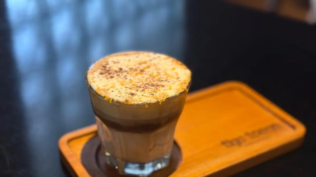 UNIK: Tiga Toean Coffee & Eatery Samarinda memperkenalkan menu unik bin istimewa yang menjadi salah satu rekomendasi utama di bar mereka, Tiger Bomb.