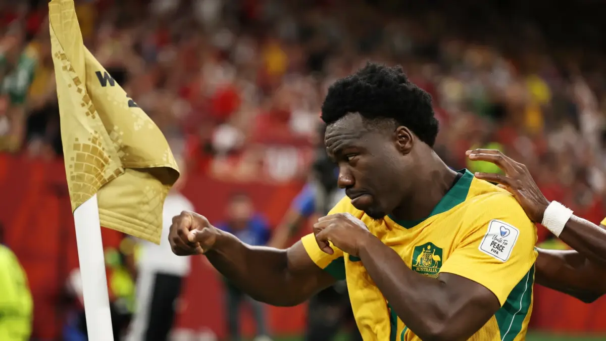 GOL PERTAMA:Nestory Irankuda (17) dari Australia merayakan gol pertama yang dicetaknya ke gawang Turki selama pertandingan sepak bola Grup D Piala Dunia 2026.(AP)