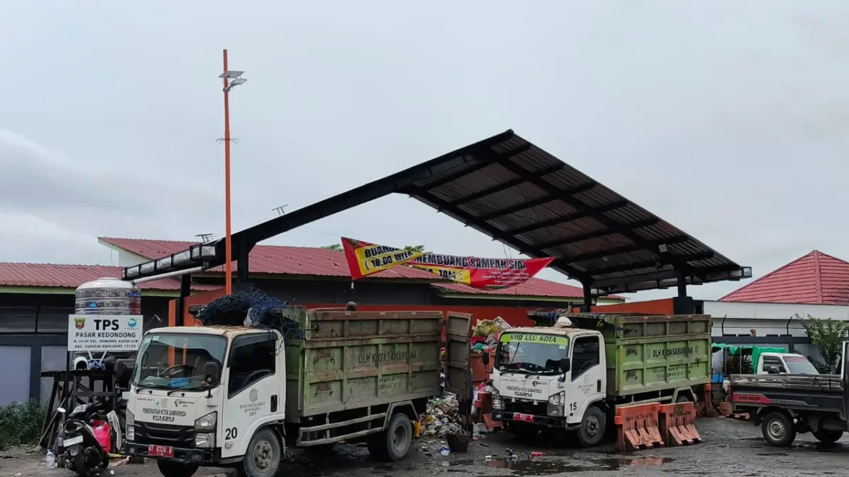 HAFIZ/KP
EFISIENSI: GPS tracker yang dipasang pada armada pengangkut sampah DLH Samarinda berhasil menekan konsumsi BBM hingga 8 persen pada Januari-April 2026.