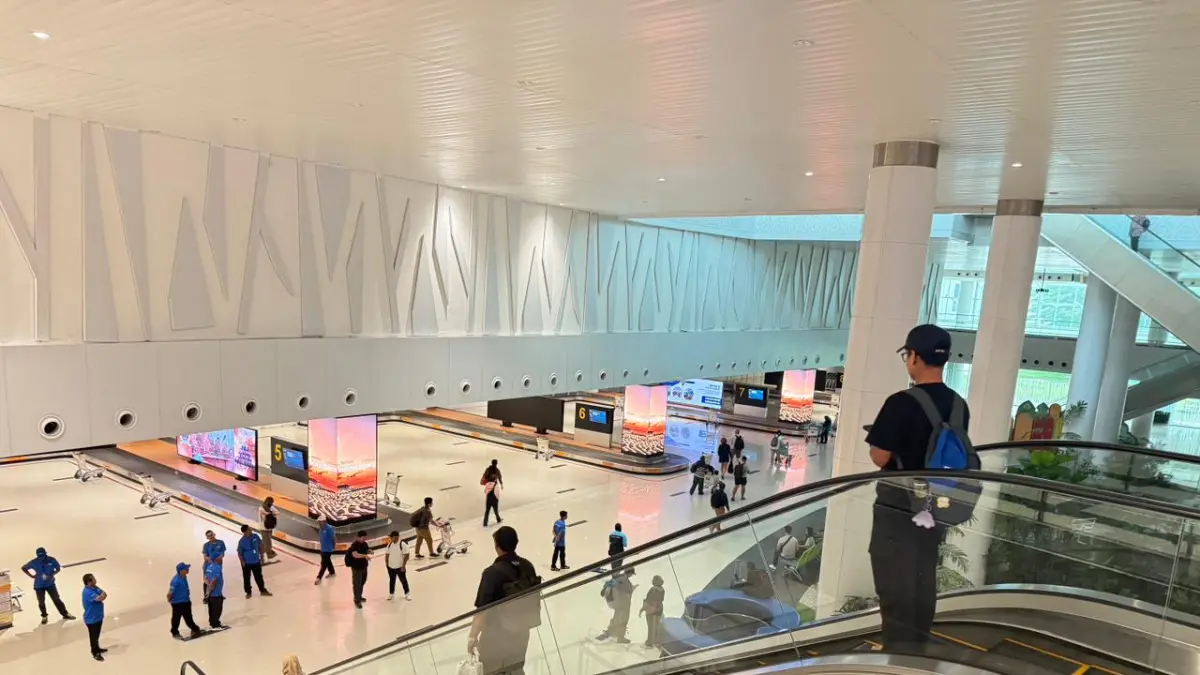 TURUN: Bandara Sepinggan alami penurunan hingga 41,60 persen pada April menjadi 123.977 orang setelah lonjakan tinggi pada Maret yang tercatat 273.842 orang.