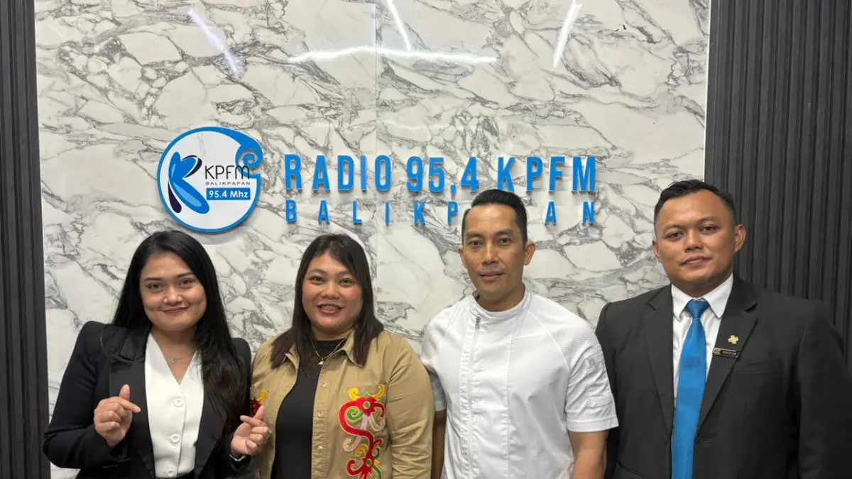 MERIAHKAN PIALA DUNIA: Foto bareng setelah Talkshow Match Day With Platinum – Let
