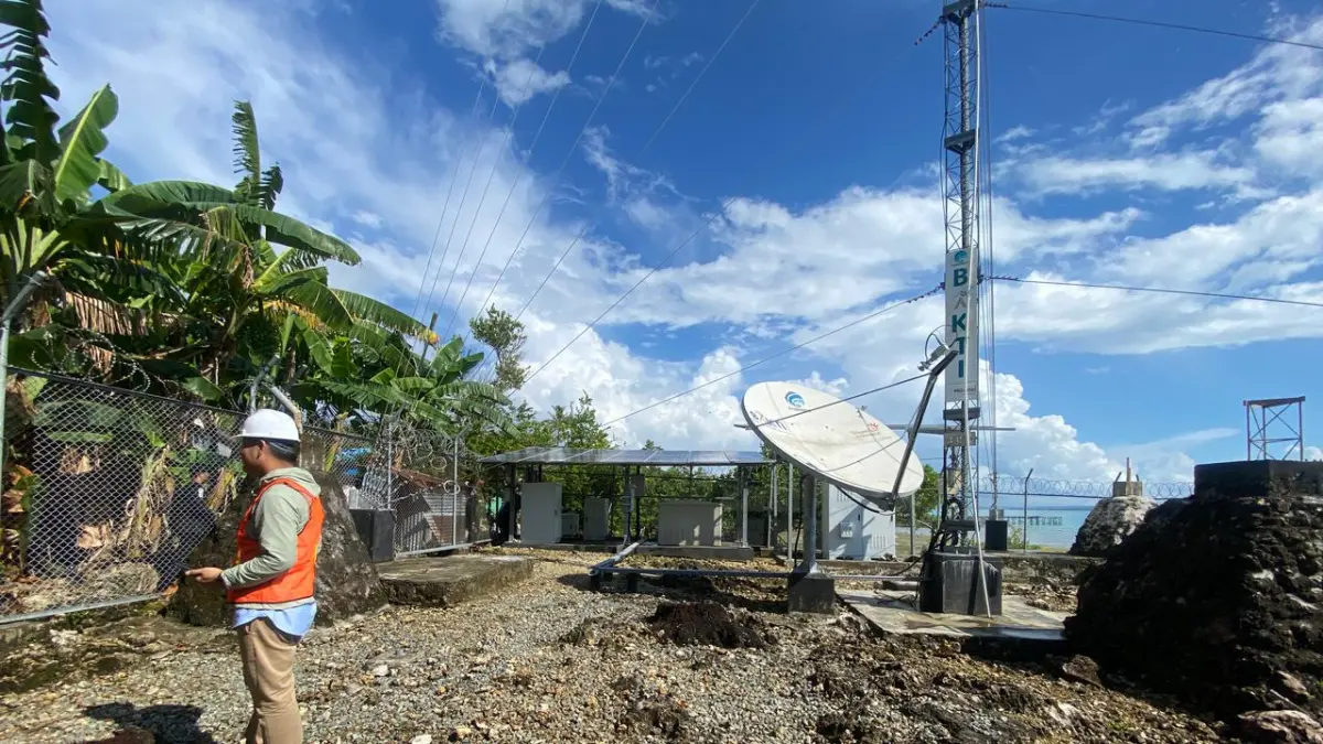 SINYAL: BTS USO di Bohe Silian, Maratua, Berau catatkan 200 user aktif setiap harinya. Jaringan telekomunikasi seluler yang hadir di wilayah 3T.
