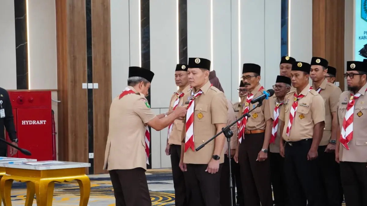 Momen pelantikan Ketua Majelis Pembimbing Cabang (Mabicab) Gerakan Pramuka Kabupaten Paser dan Ketua Kwartir Cabang (Kwarcab) masa Bakti 2026-2031, Rabu (17/6/2026).&nbsp;