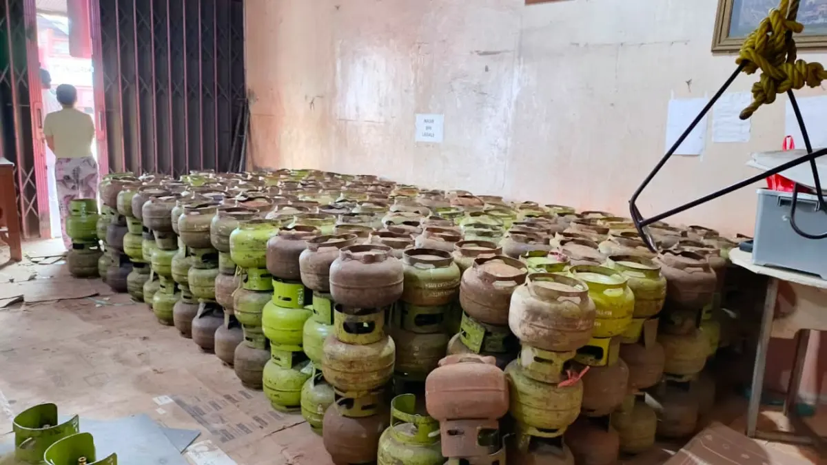 DISTRIBUSI: Pemkot Samarinda memastikan distribusi LPG 3 kilogram bagi warga prasejahtera tetap tepat sasaran. HAFIZ/KP