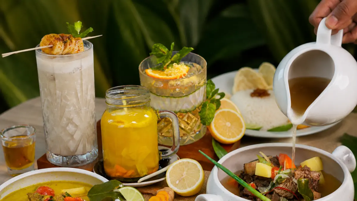 CITA RASA NUSANTARA: Bulan ini Canton Restaurant di Platinum Hotel & Convention Hall Balikpapan mengandalkan Empal Gentong Cirebon untuk memanjakan pelanggan setia.