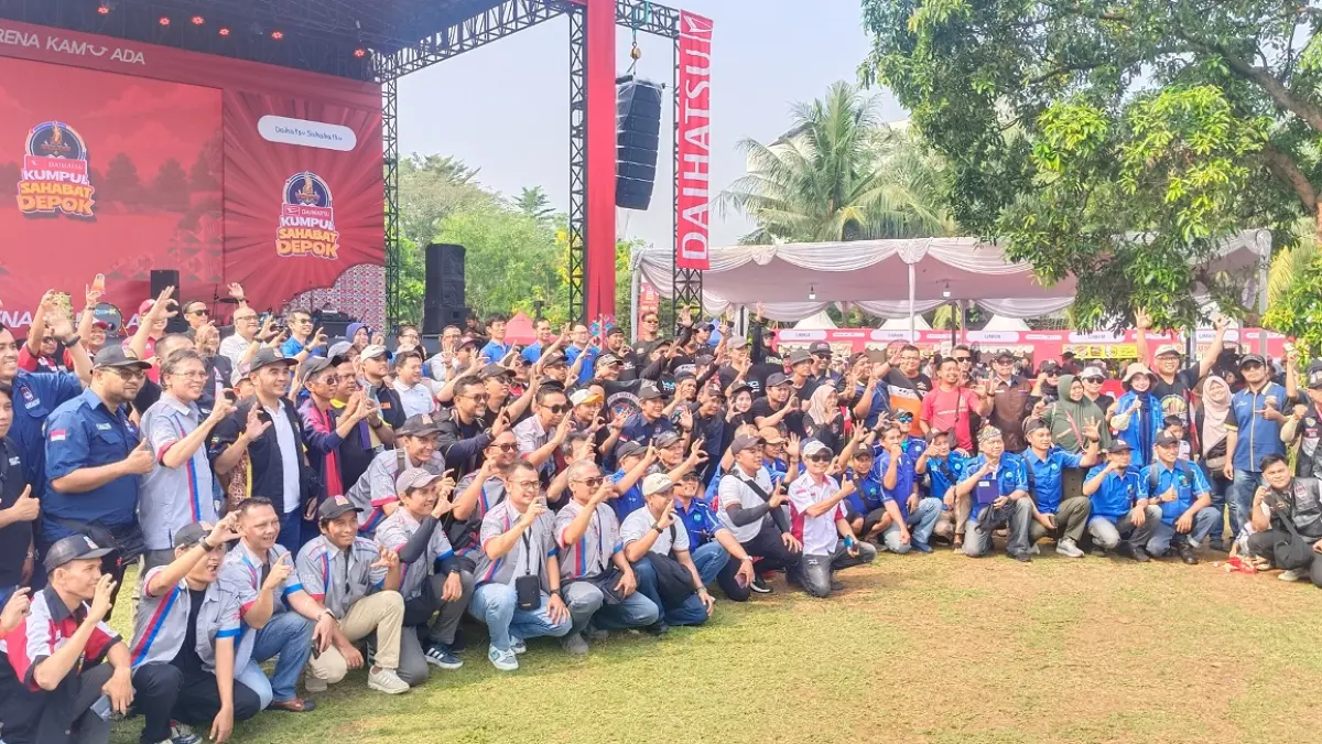 Komunitas otomotif roda dua dan komunitas Daihatsu turut hadir memeriahkan Kumpul Sahabat di Depok, Jawa Barat.