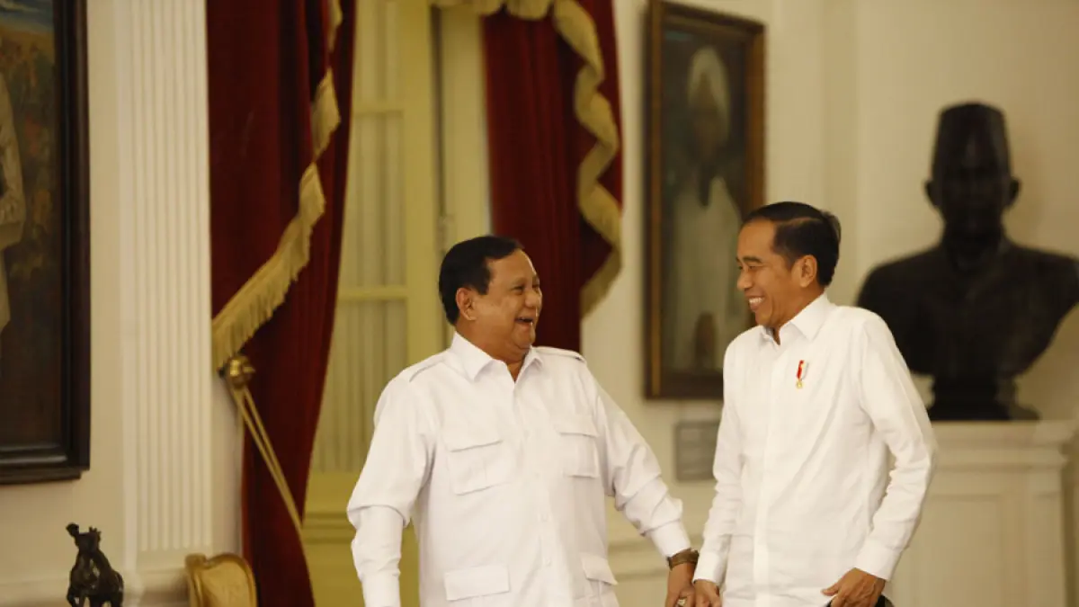 Prabowo Subianto saat bersama Jokowi.