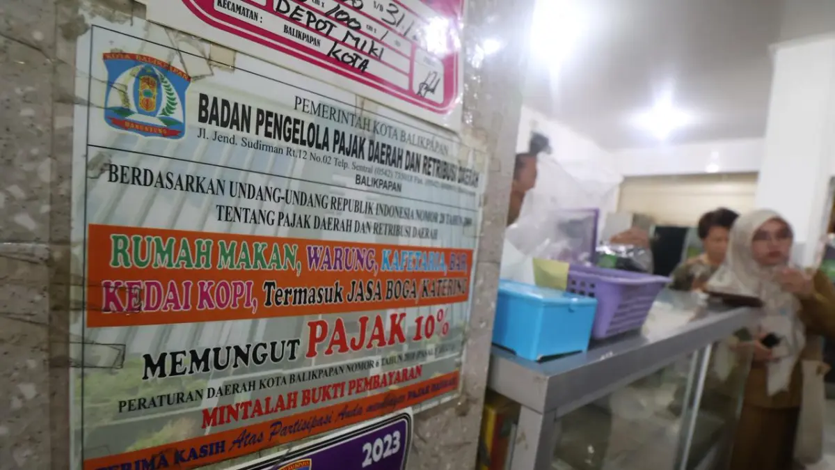 PAJAK DAERAH: Untuk mengejar kenaikan target PAD sebesar Rp 100 miliar, Komisi II DPRD Balikpapan bersama BPPDRD sepakat menambah pengadaan 120 unit tapping box pada APBD 2027 untuk mengawasi wajib pajak hotel, restoran, hingga tempat hiburan. (ANGGI/KP)