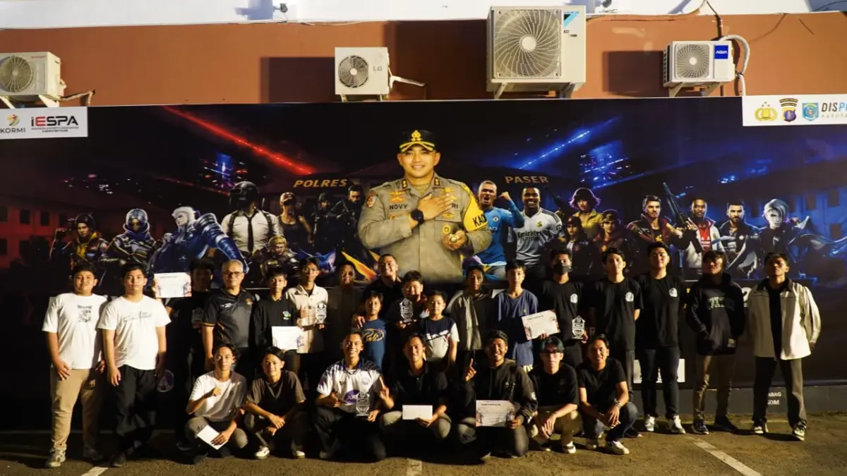 RAMAI: Ratusan gamers di Kaltim meramaikan Bhayangkara X IESPA Paser Tournament 2026 selama Jum