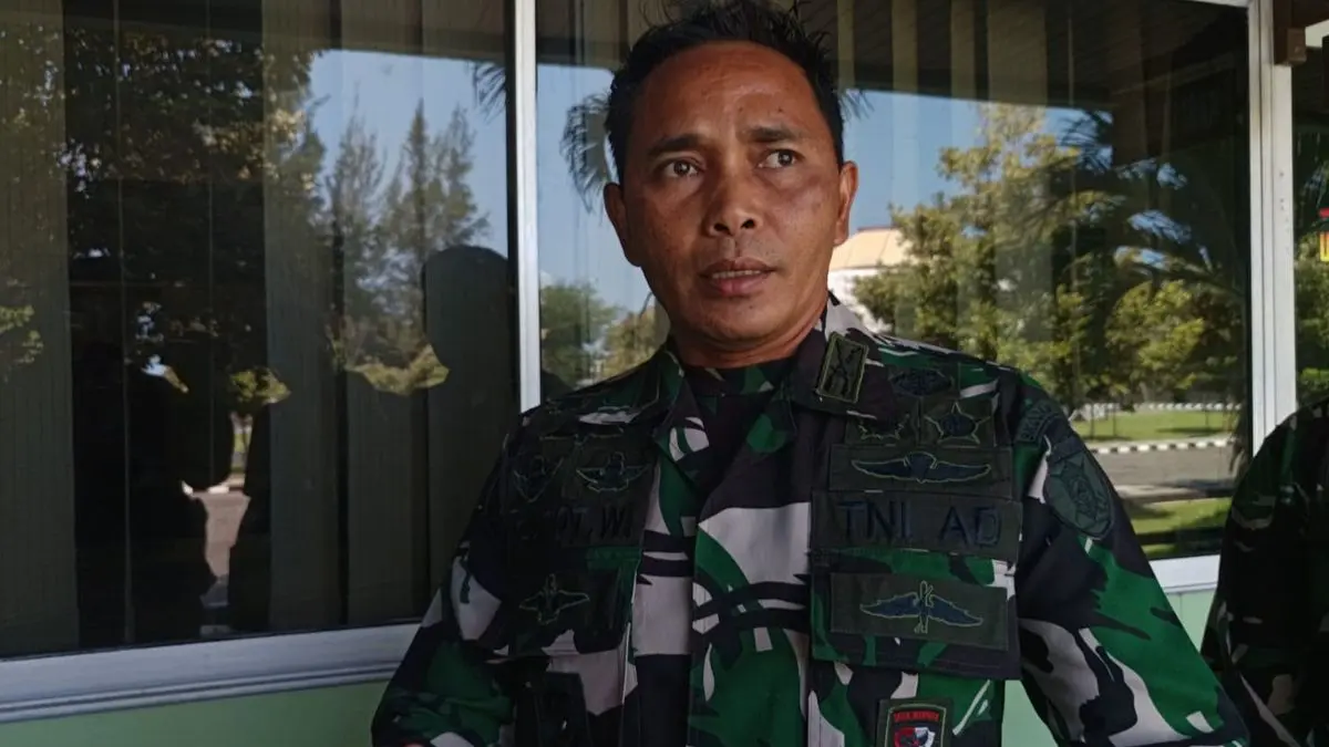 Kapendam VI/Mulawarman Kolonel Inf Gatot Teguh Waluyo saat memberikan keterangan resmi. Kodam VI/Mlw ungkap sejumlah fakta terkait meninggalnya peserta SPPI asal Jawa Timur di Balikpapan.