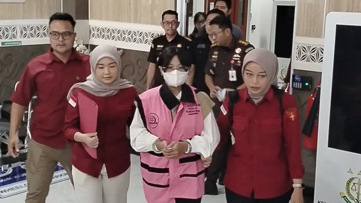 Pegawai Pegadaiaan ditahan Kejari Samarinda dalam perkara rekayasa pelunasan kredit. (BAYU/KP)