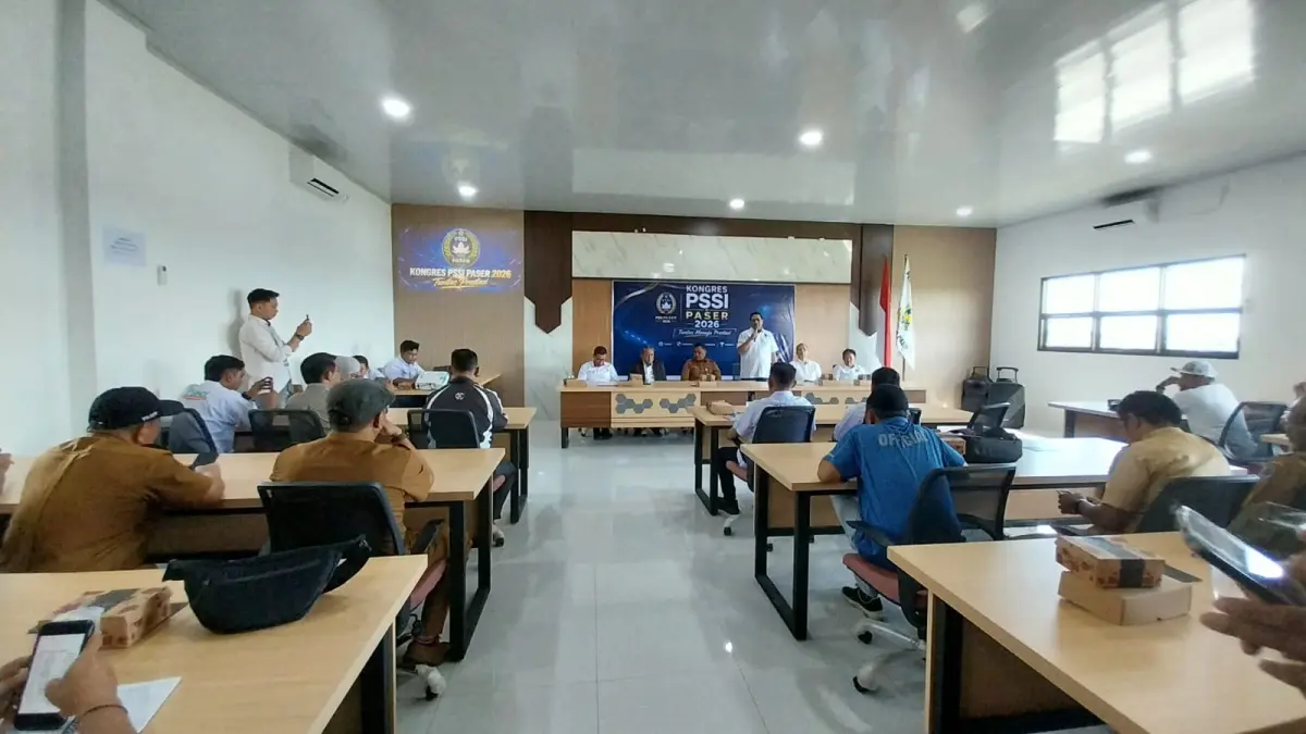 PERDANA BERGULIR: Kongres pertama PSSI Paser digelar sejak terpilihnya kepengurusan baru pada 2025 lalu, Senin (22/6).
