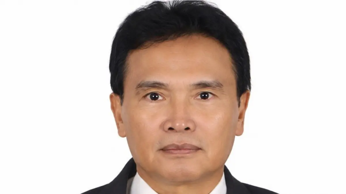 Prof. Husaini Usman.