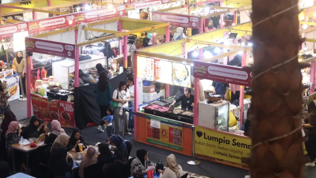 EVENT KULINER: Puluhan tenant kuliner meramaikan event Kuliner Viral Jakarta di Atrium e-Walk Balikpapan Super Block (BSB) yang berlangsung hingga 5 Juli 2026. (ANGGI PRADITHA/KP)