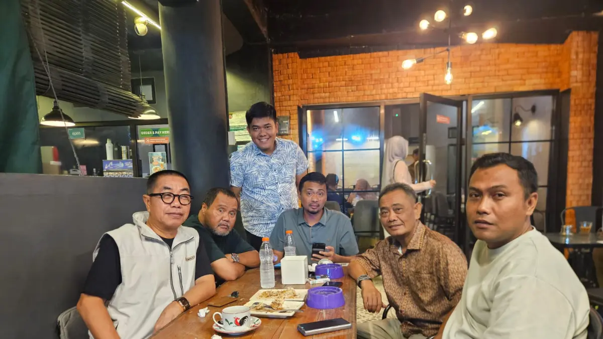 Rusdiansyah Aras bersama pengurus KONI Kaltim periode 2022-2026 siap memberi dukungan bagi pengurus KONI Kaltim di bawah komando Anderiy Syachrum. 