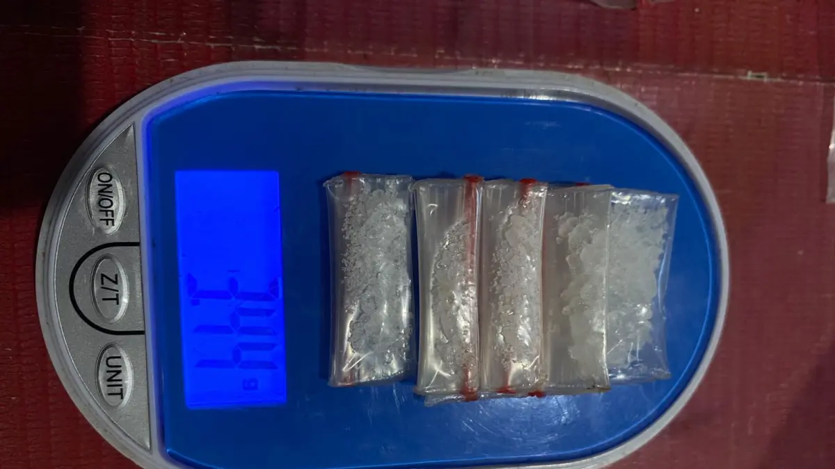 TANGKAPAN: Barang bukti sabu-sabu di Polres Paser. 