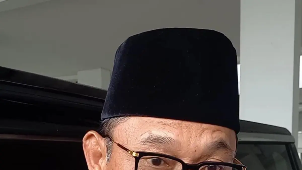 Wakil Gubernur Kalimantan Timur, Seno Aji, menanggapi pertanyaan awak media soal pemadaman listrik di kabupaten dan kota di Kaltim secara bergiliran, Senin (29/6. (FOTO/EKO PRALISTIO)