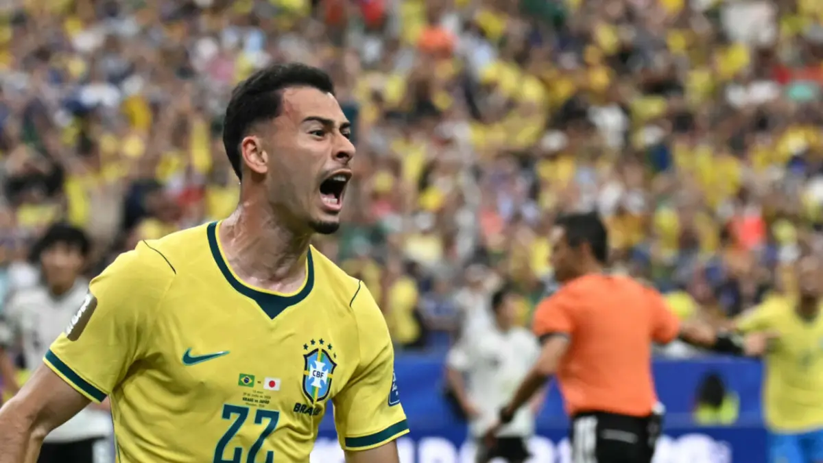 Gabriel Martinelli mencetak gol di masa injury time yang membuat Brasil mengalahkan Jepang 2-1. (Foto: AFP)