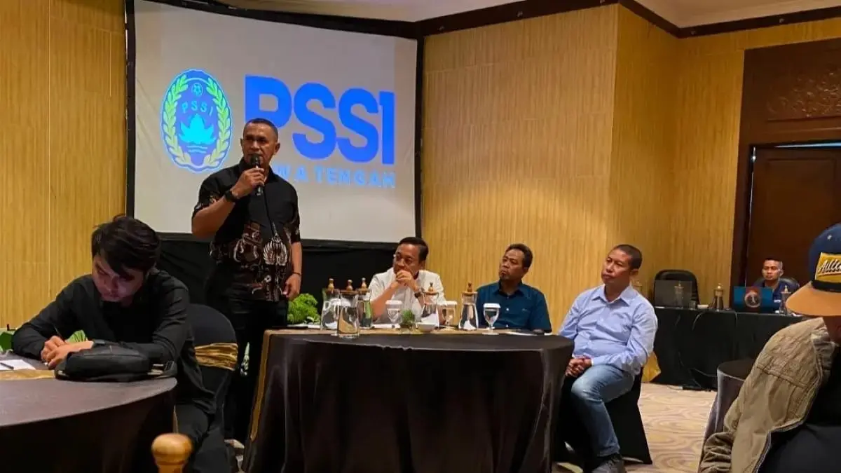 LAKUKAN PENDEKATAN: Manajemen Malut United menggelar audiensi dengan stakeholder sepak bola yang ada di Jawa Tengah.&nbsp;