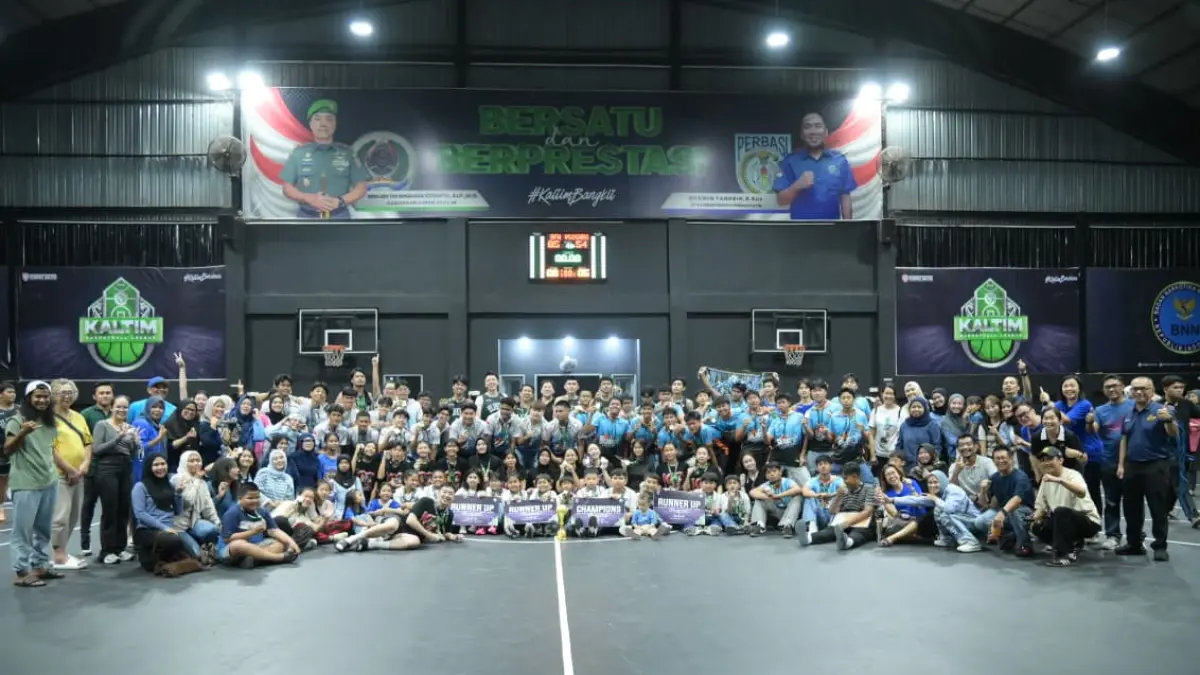 SIAP BERSAING: Skuad akademi bola basket Bluefin Samarinda saat mematangkan persiapan menjelang bergulirnya Kejurda Antarklub se-Kaltim di Samarinda, 4-13 Juli mendatang. (Dok Kaltim Post)