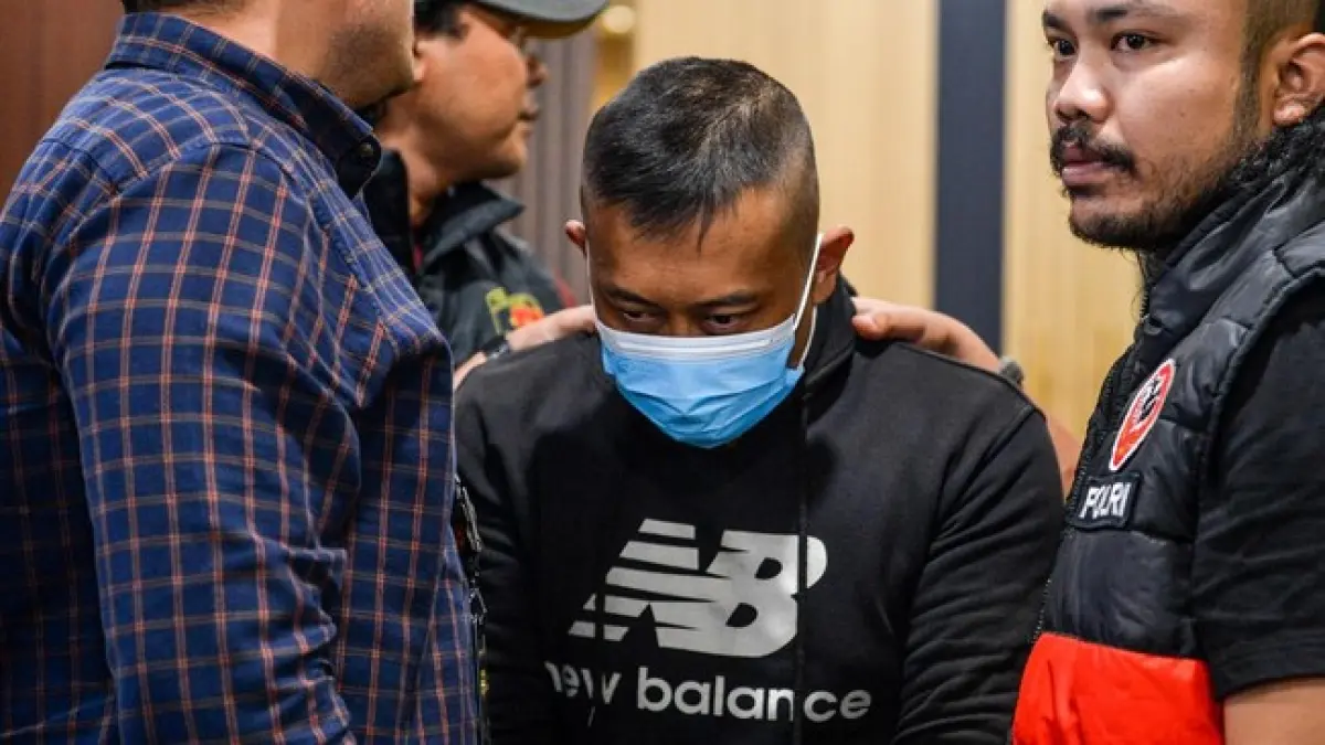 Tersangka kasus dugaan penyekapan dan penganiayaan, Taufik Hidayat (30), sempat mendatangi Gedung Pakuan dini hari untuk meminta bertemu langsung dengan Gubernur Jawa Barat, Dedi Mulyadi. (Antara)