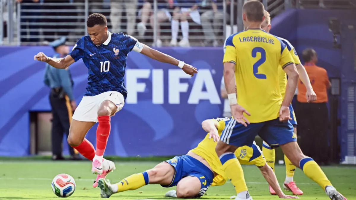 Kylian Mbappe jadi bintang kemenangan Prancis atas Swedia. (Foto: AFP)