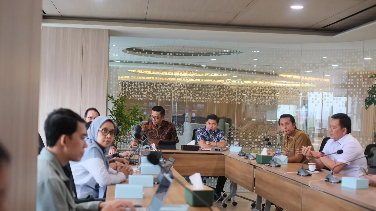 KESEHATAN: Ketua DPRD Bontang Andi Faizal Sofyan Hasdam Bersama Komisi A DPRD Bontang mendatangi Kemenkes terkait regulasi baru klasifikasi rumah sakit. (ADIEL KUNDHARA/KP)