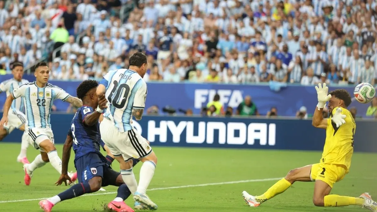 Timnas Argentina kala melawan Cape Verde, Sabtu (4/7).
