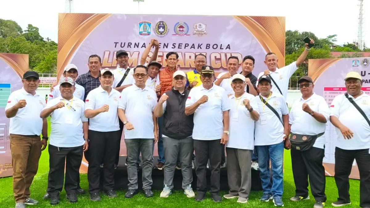 Turnamen sebagai langkah awal dalam pembinaan sepak bola usia dini yang melibatkan masyarakat, pemerintah dan stakeholder lainnya.